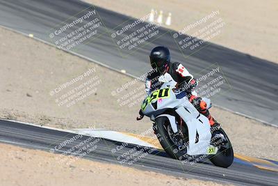 media/Jan-12-2025-CVMA (Sun) [[be1d2b16e3]]/Race 3-Amateur Supersport Middleweight/